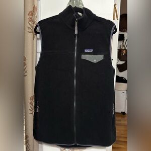Patagonia Men’s XL Black Fleece Vest with Gray Accents
